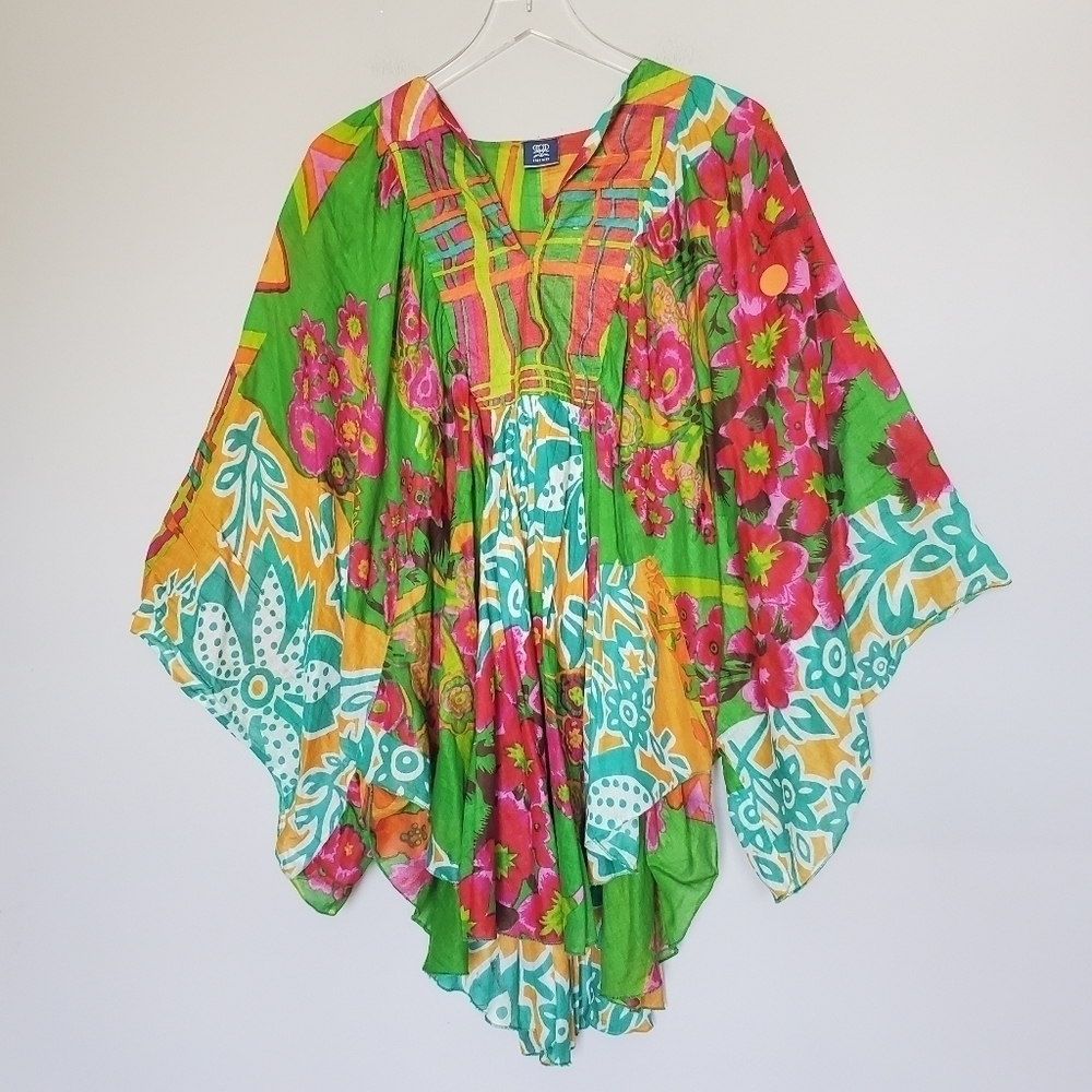 Colorful Boho Hippie Floral Print Popover Wide Sleeve Cape Poncho Kimono Top O/S